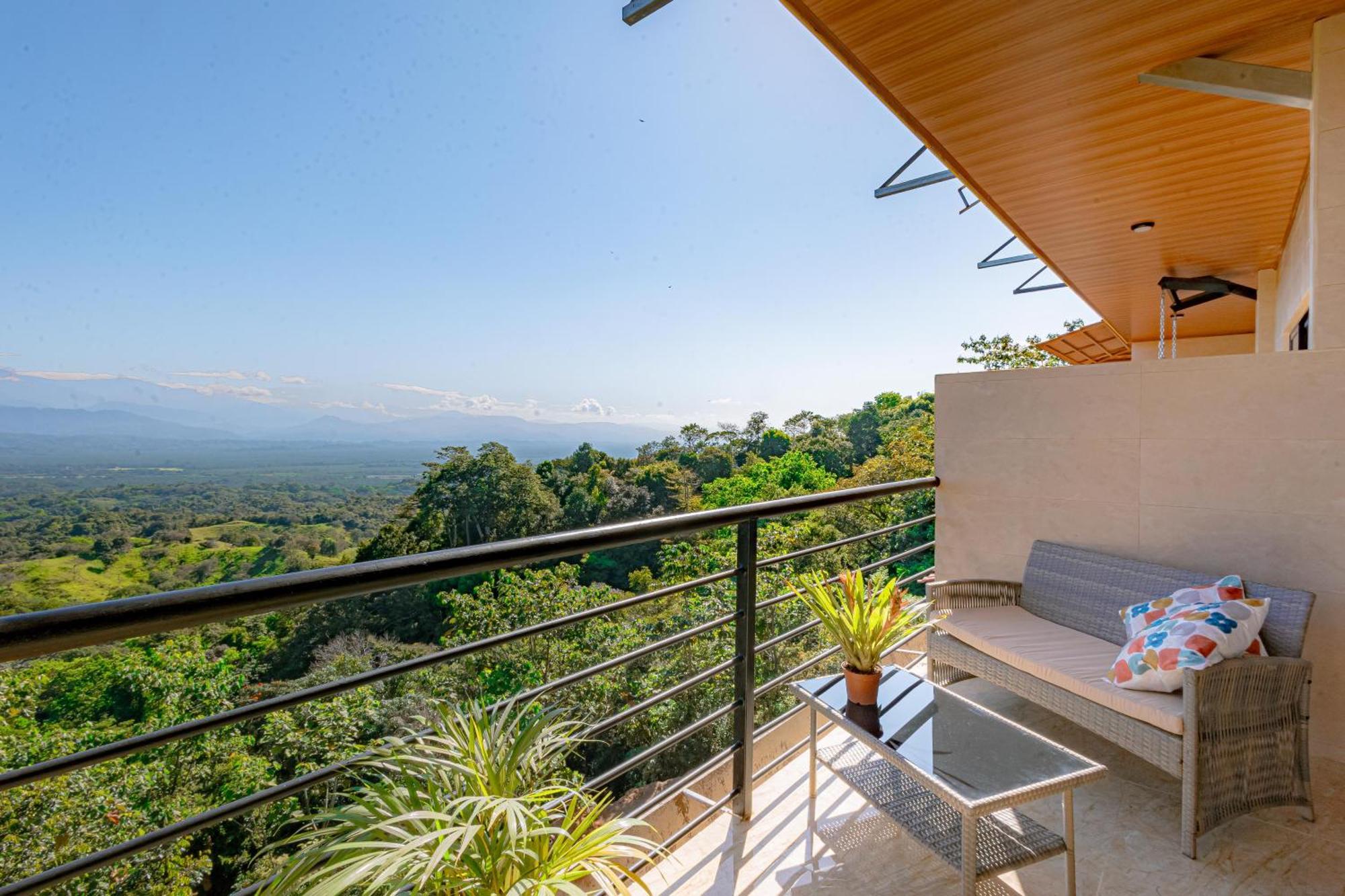 Mountain Top Park Hotel Quepos Kültér fotó
