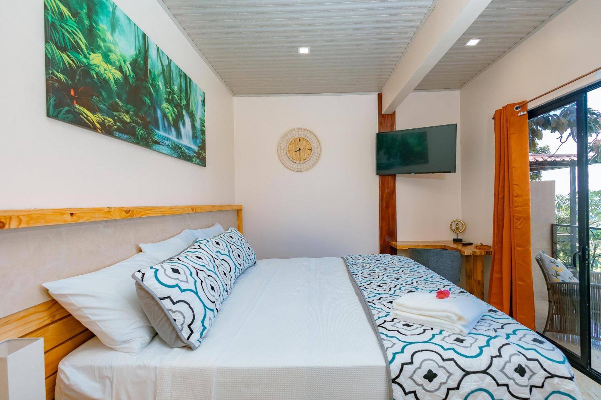 Mountain Top Park Hotel Quepos Kültér fotó